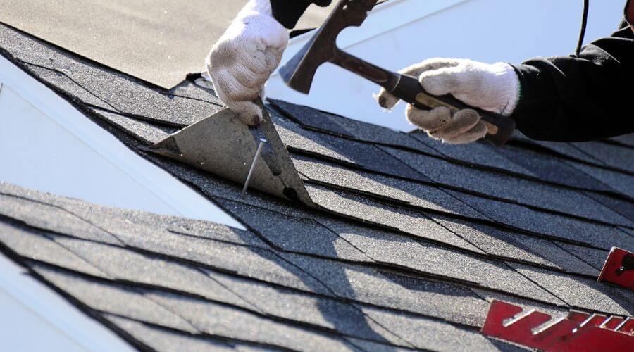 Professional residential roofers in Hardyville, KY